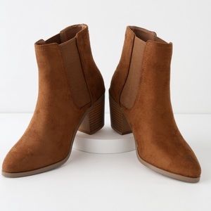 Teddy Tan Suede Ankle Booties